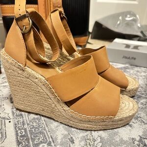 Treasure & Bond Wedges • Size 8.5